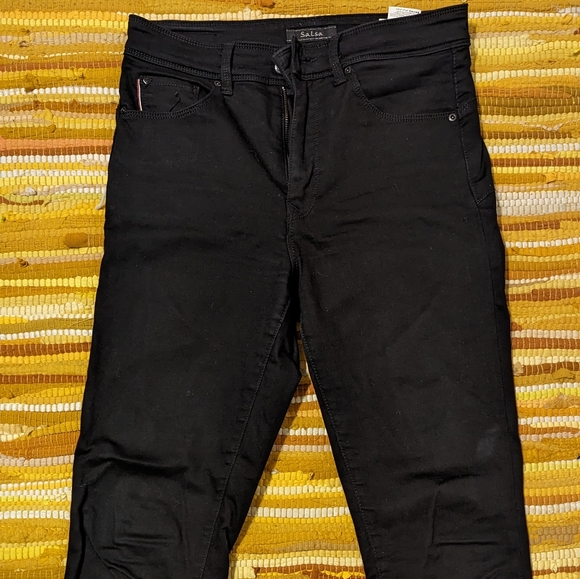 Black Salsa cropped jeans. - Picture 3 of 3
